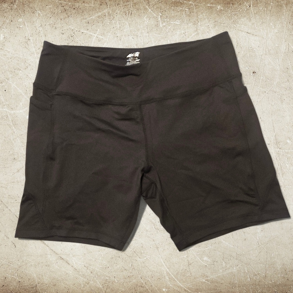 Avia black body Spandex Bike bicycle shorts with side pockets